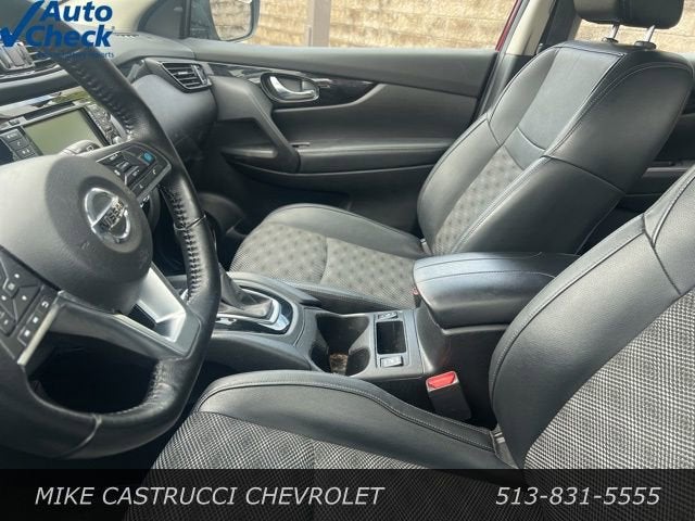 2022 Nissan Rogue Sport SV