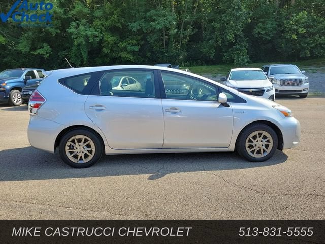 2017 Toyota Prius v Two