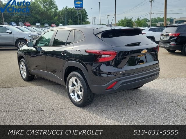 2024 Chevrolet Trax LS
