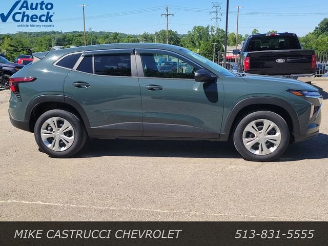 2025 Chevrolet Trax LS