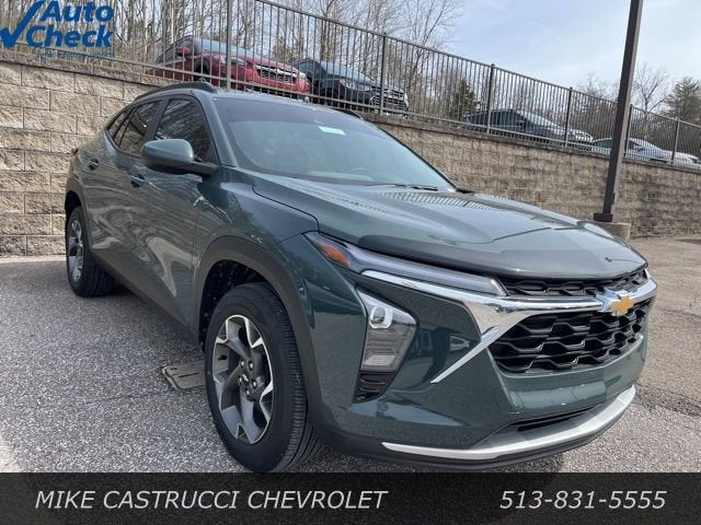 2025 Chevrolet Trax LT