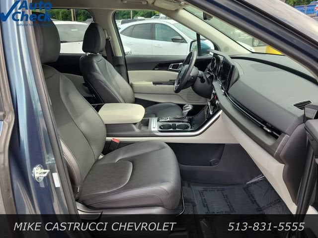2024 Kia Carnival EX