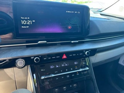 2024 Kia Carnival EX