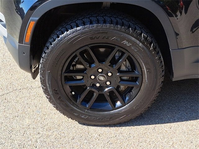 2024 Land Rover Defender S