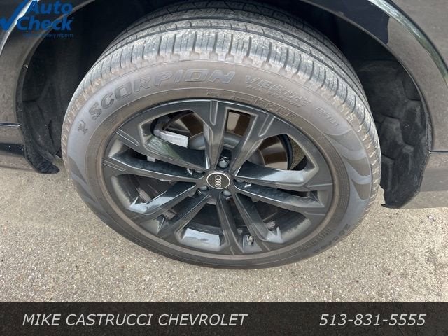 2025 Audi Q7 Premium