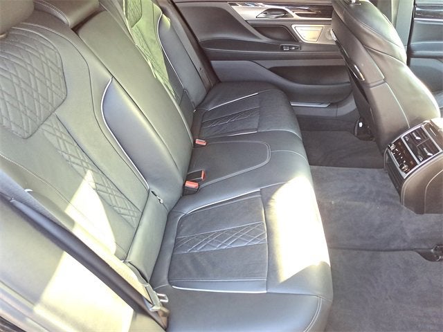 2019 BMW 7 Series 750i