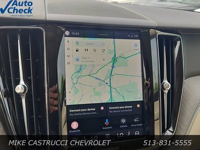 2023 Volvo XC60 Plus Bright Theme