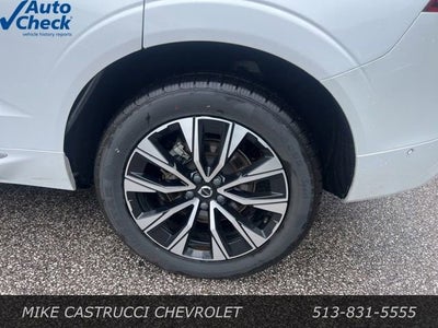 2023 Volvo XC60 Plus Bright Theme