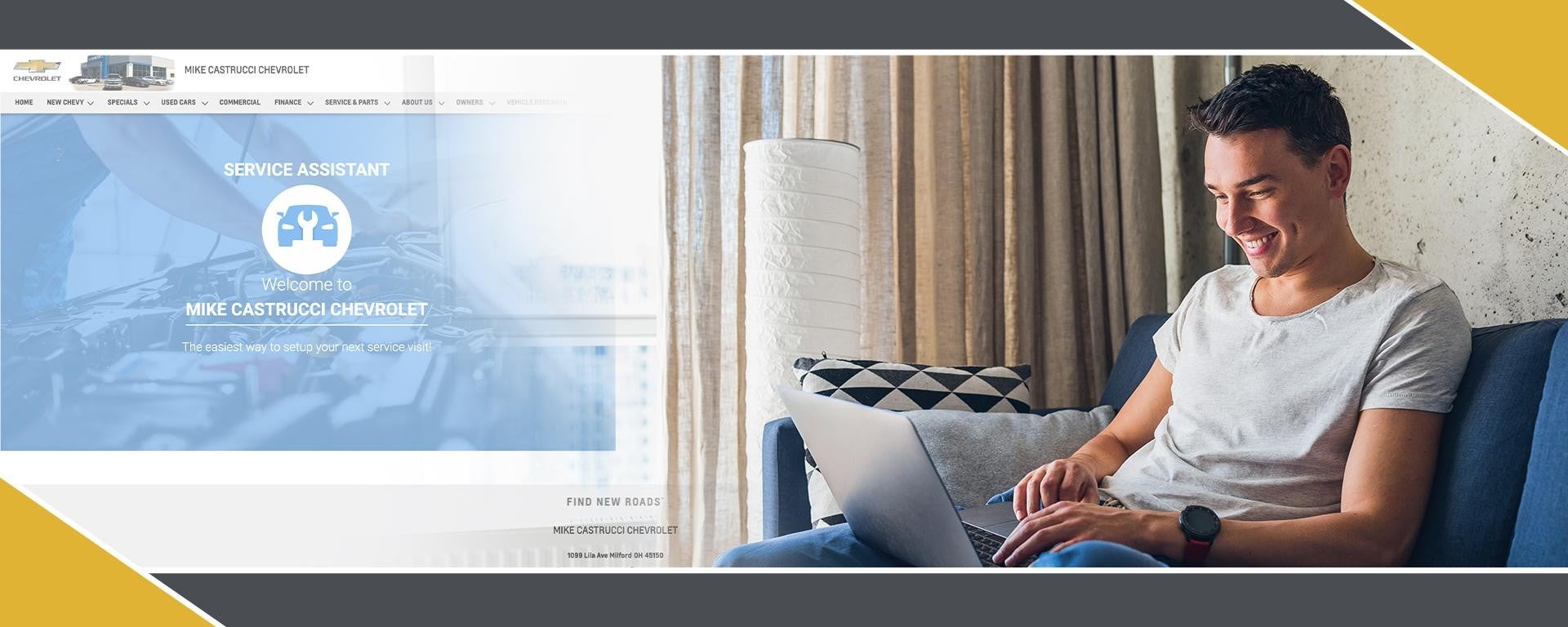 Man using computer to schedule service appointment